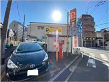 コインパーキング併設のレンタルボックス